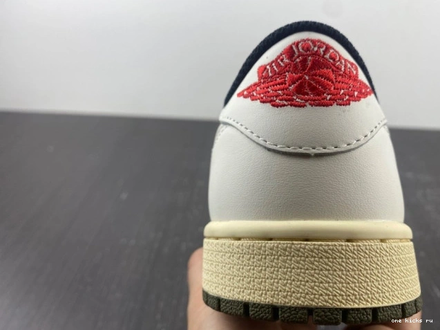 Chep Onekick 1 Air Jordan Jordan Air Retro Low Scott Olive Travis x OG DZ4137-106 0710